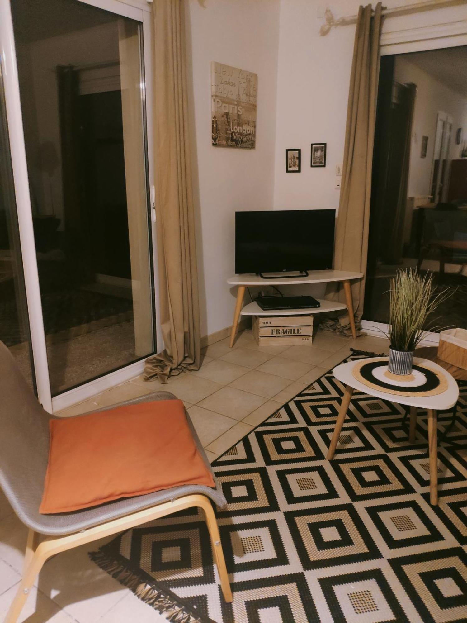Maison 3 Etoiles Avec Piscine Et Jacuzzi Exterieur Pres De Sarlat Saint-Vincent-le-Paluel Luaran gambar
