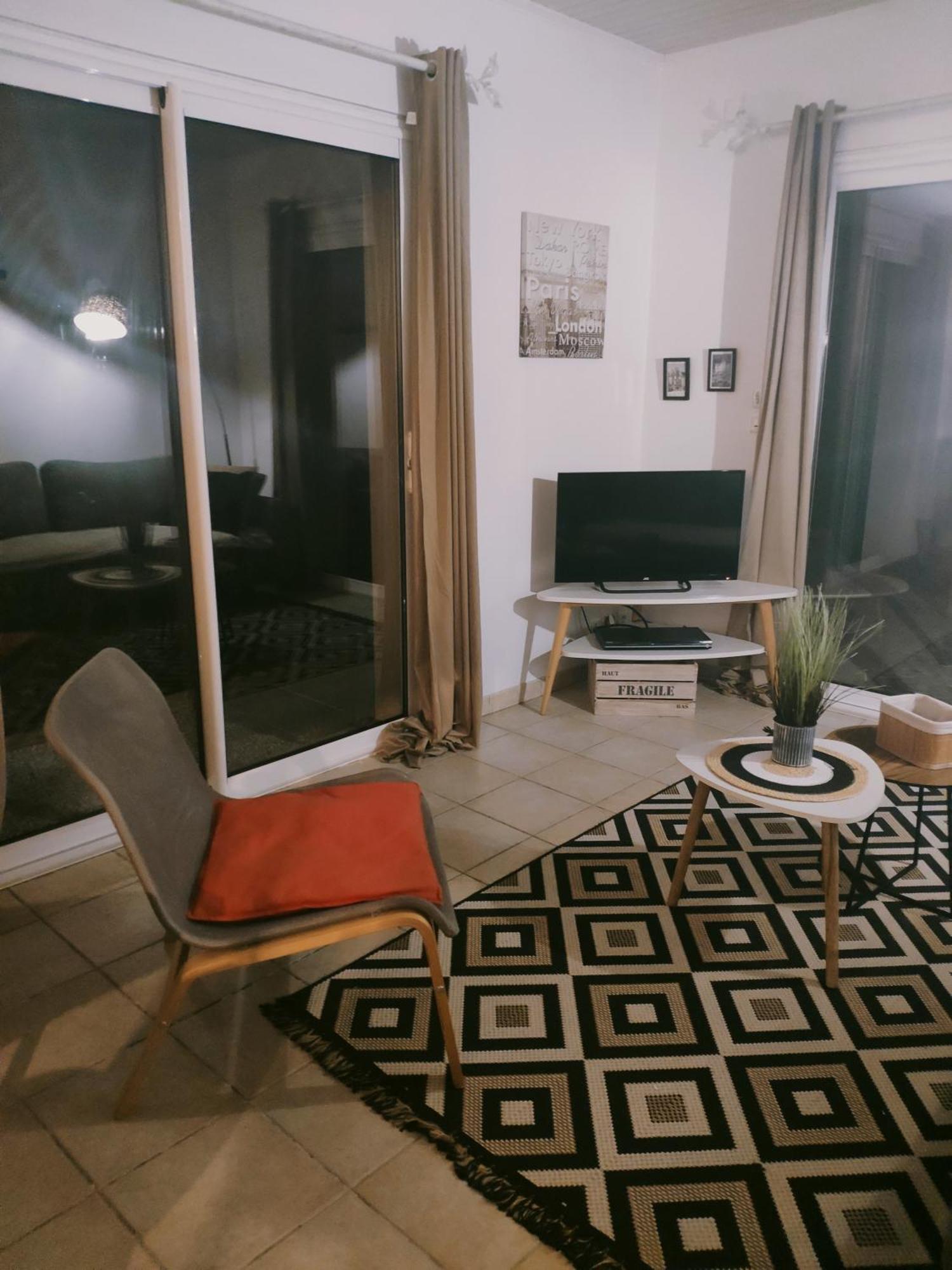 Maison 3 Etoiles Avec Piscine Et Jacuzzi Exterieur Pres De Sarlat Saint-Vincent-le-Paluel Luaran gambar